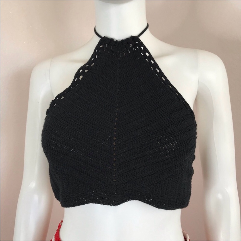 Free people M black Crochet crop top